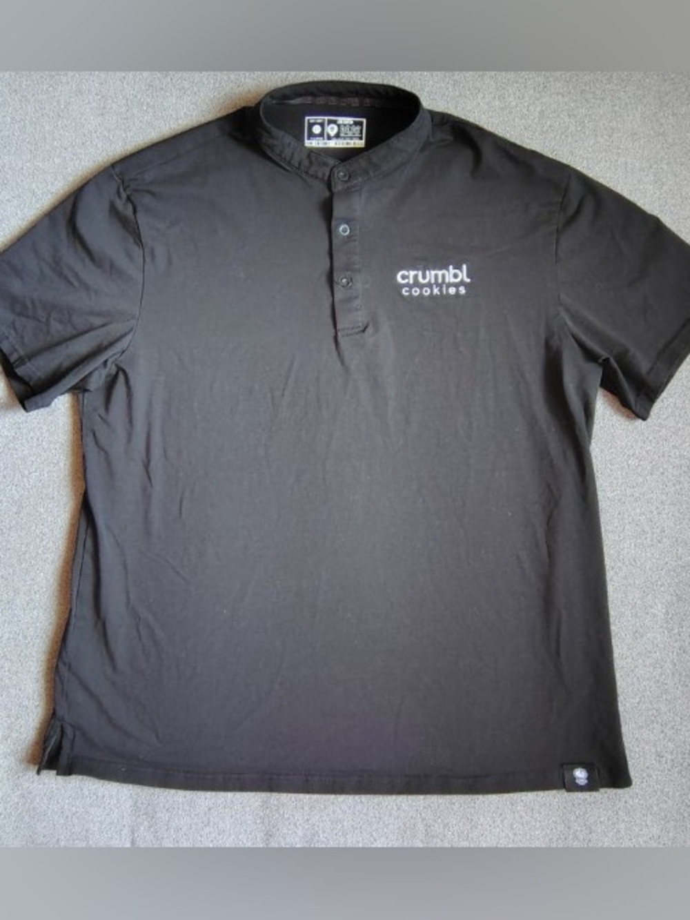 Crumbl Cookies Employee Work Shirt Mens XL Black Uniform 3 Button Placket